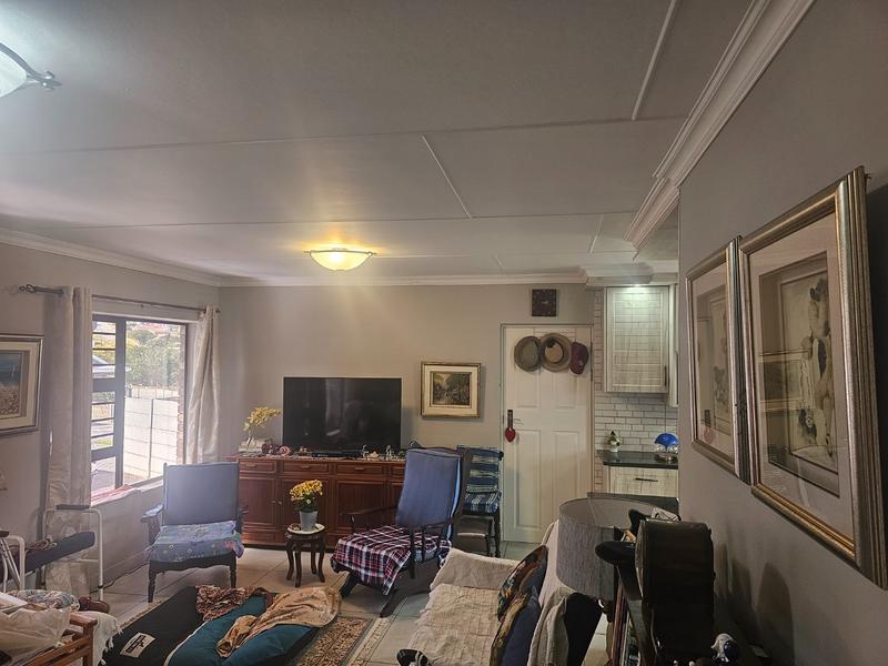 2 Bedroom Property for Sale in Dana Bay Western Cape